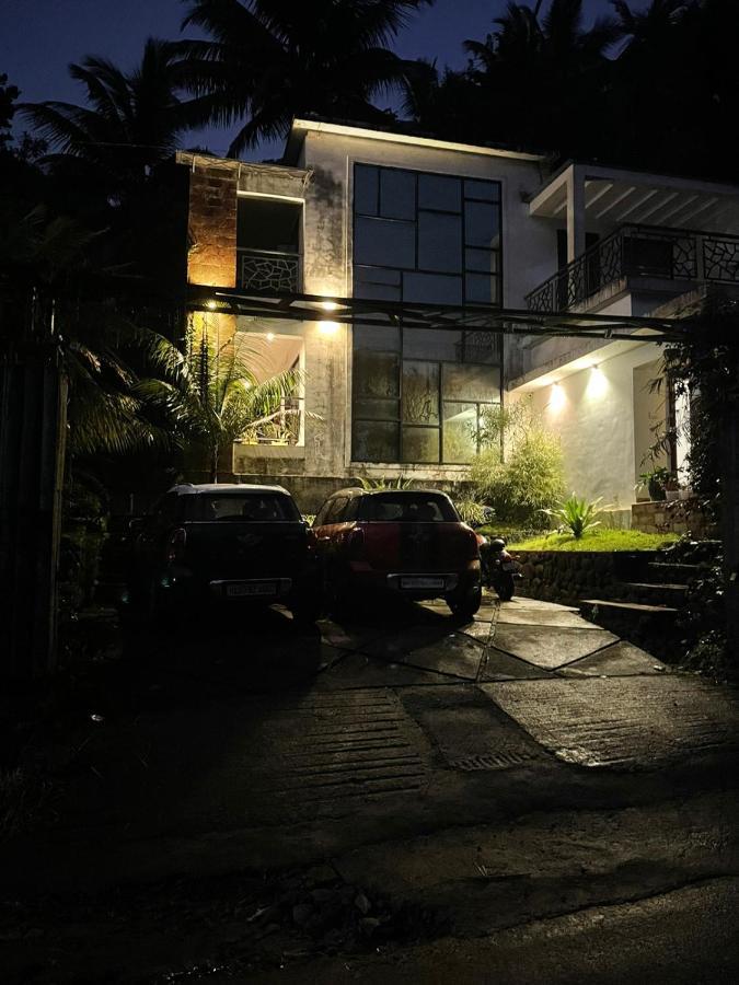 Orchid Villa Pinangode Exterior photo