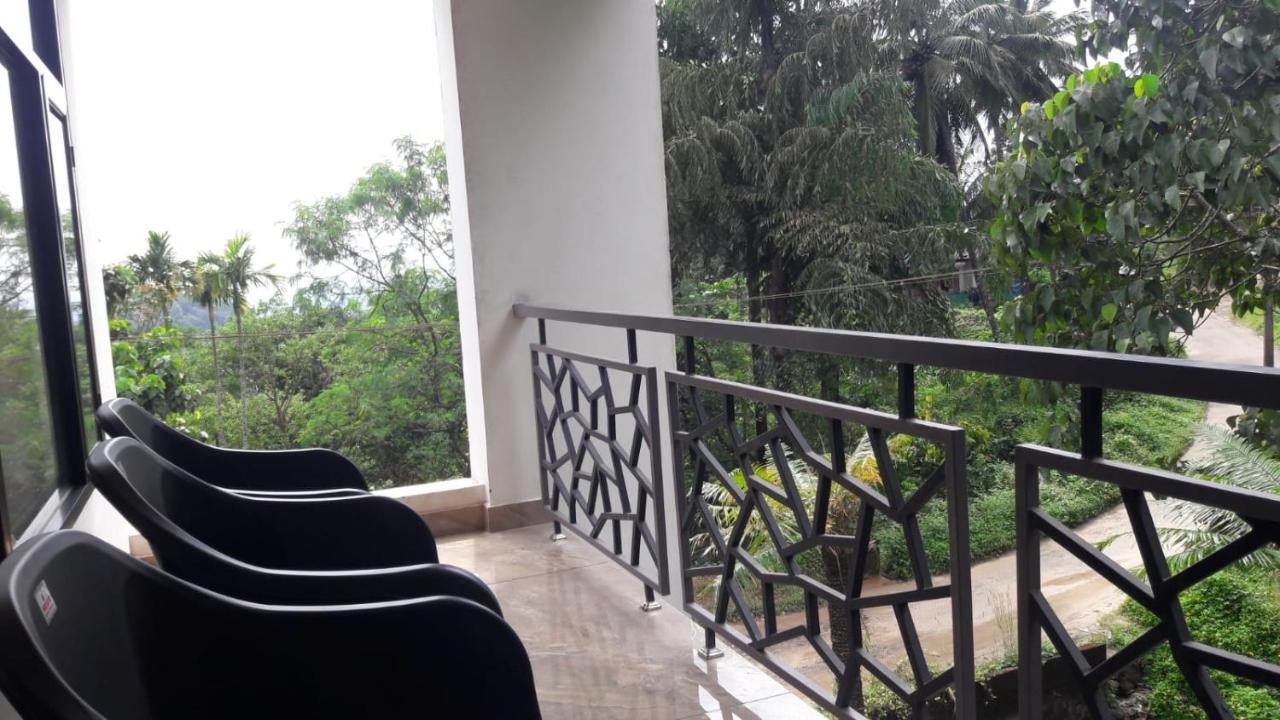 Orchid Villa Pinangode Exterior photo