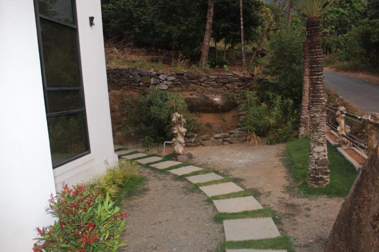 Orchid Villa Pinangode Exterior photo